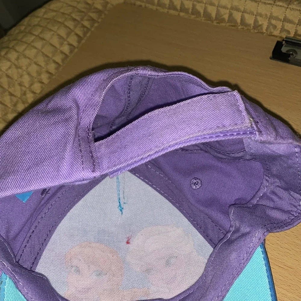 Frozen cap Pre Owned